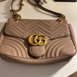 Gucci Marmont medium! Dusty Pink